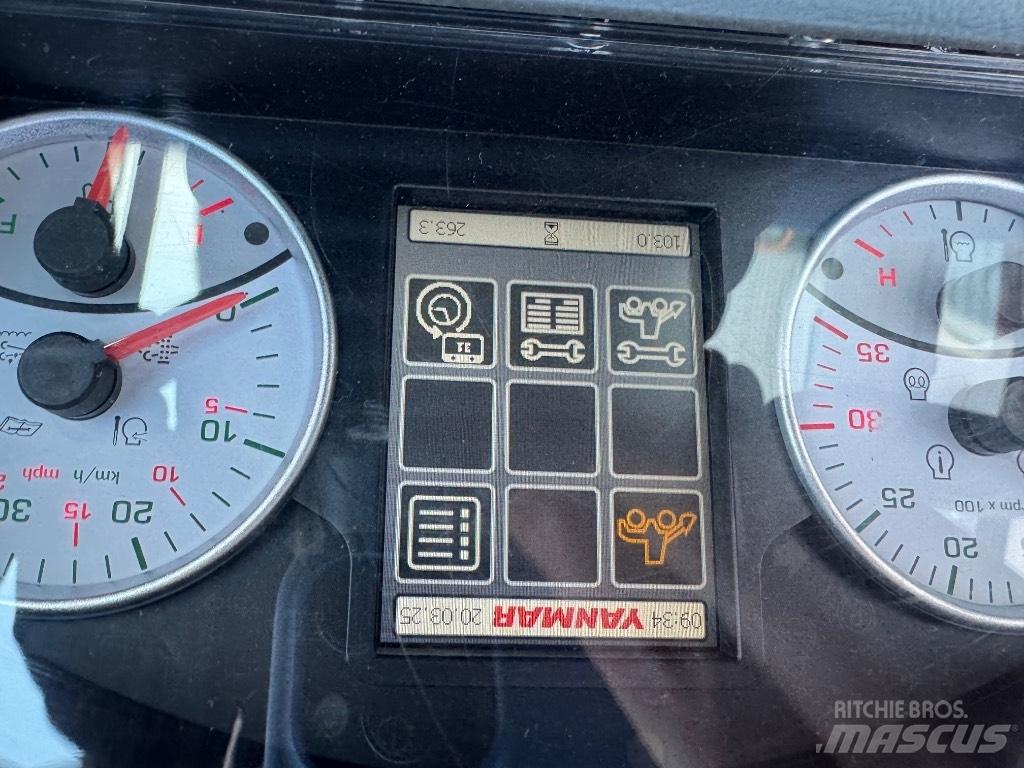 Yanmar V100 (00778) 輪胎式裝載機