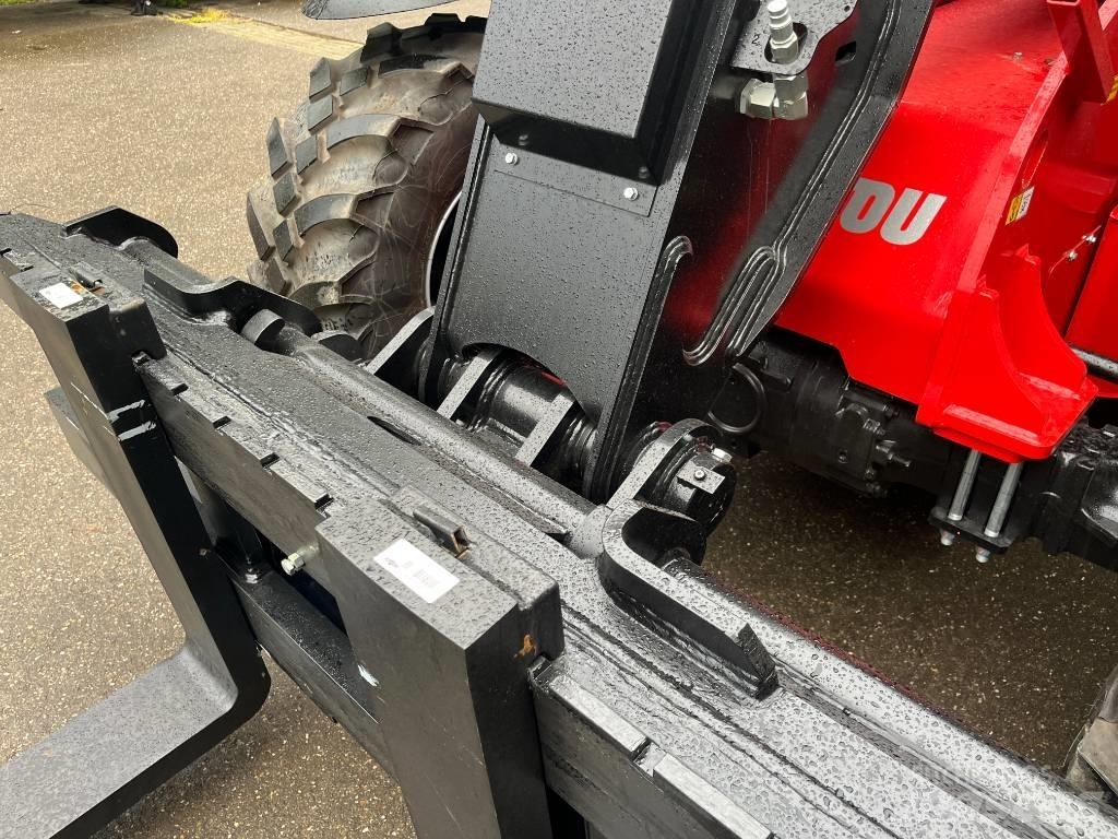 Manitou MHT 790 伸縮臂操作車