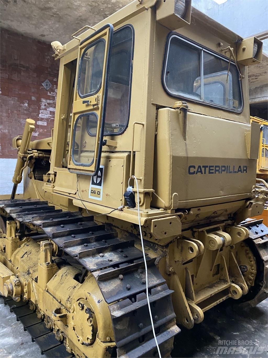 CAT D 6 D LGP 履帶推土機