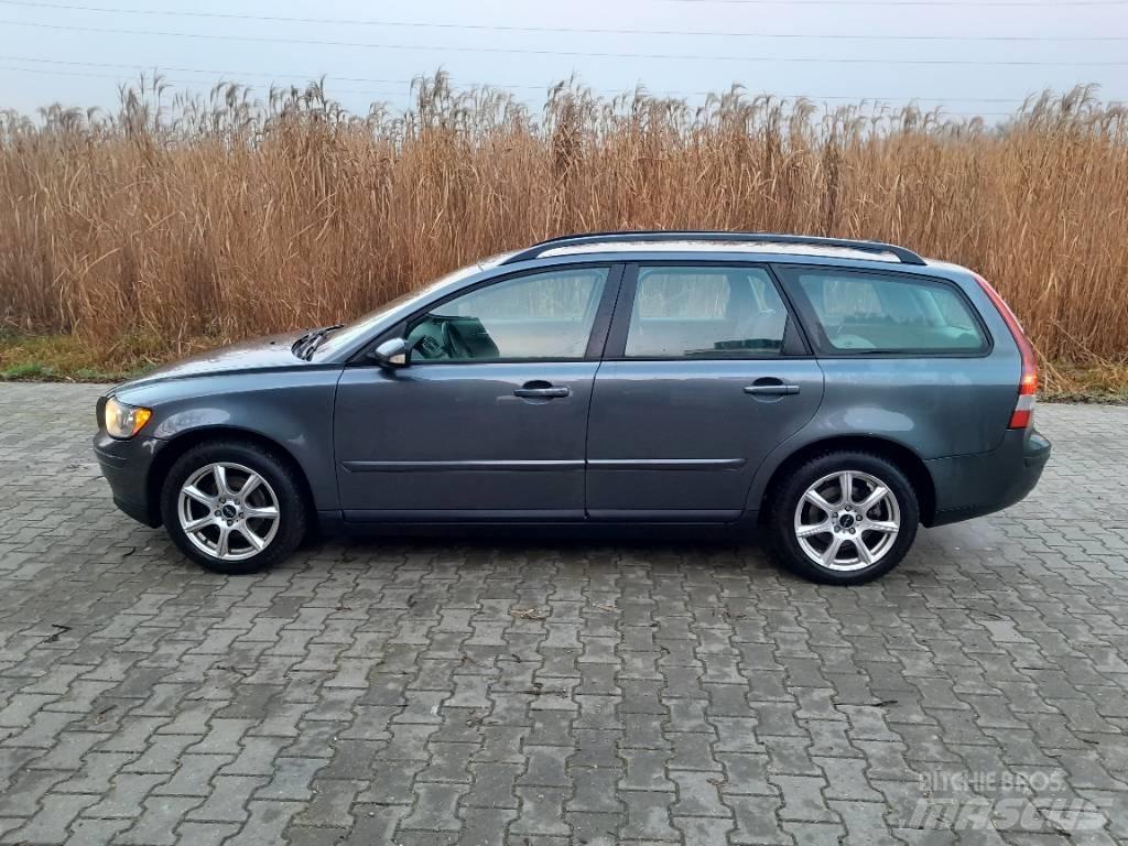 Volvo 1.6 D momentum 汽車