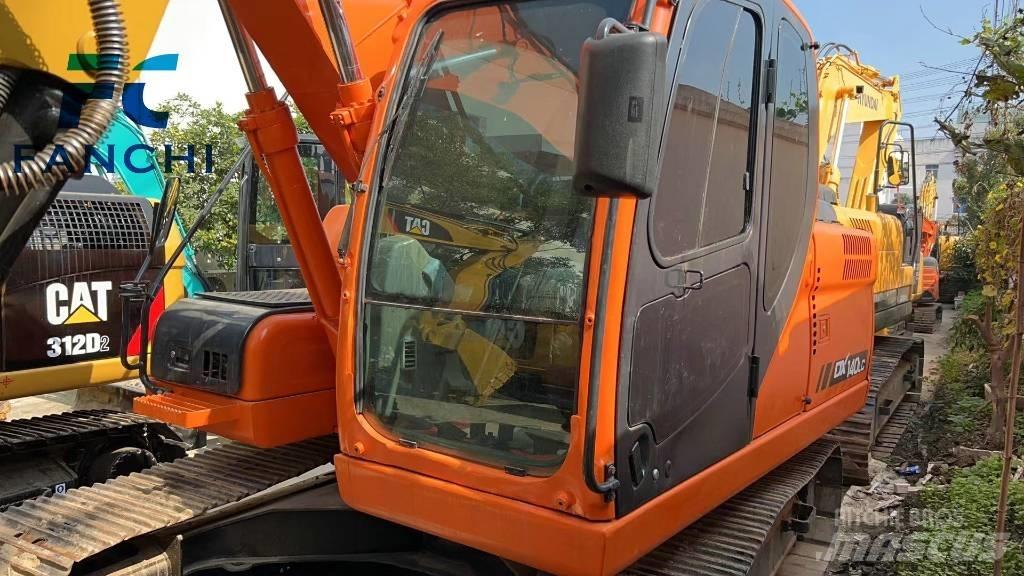 Doosan DX 140 LC 旋轉式挖土機/掘鑿機/挖掘機