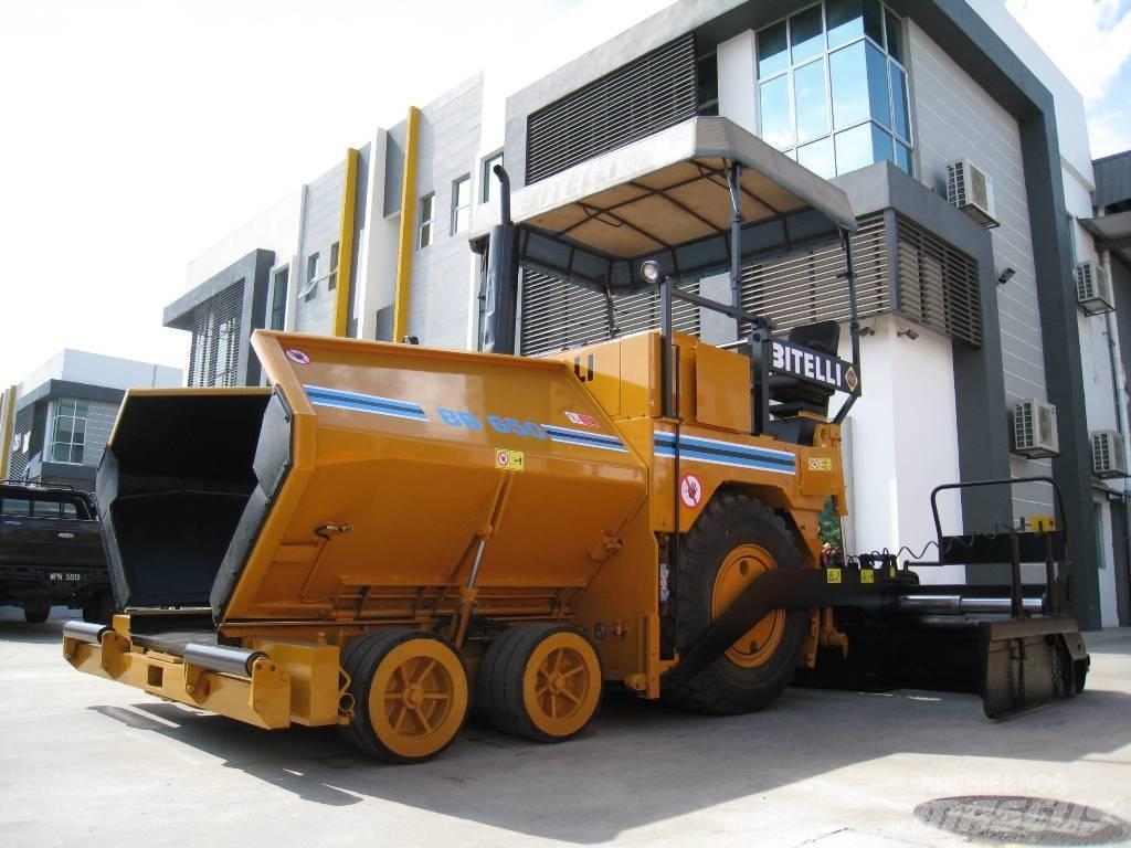 Bitelli 650 瀝青攤舖機/鋪路機