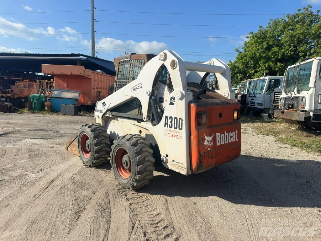 Bobcat A 300 滑移轉向裝載機