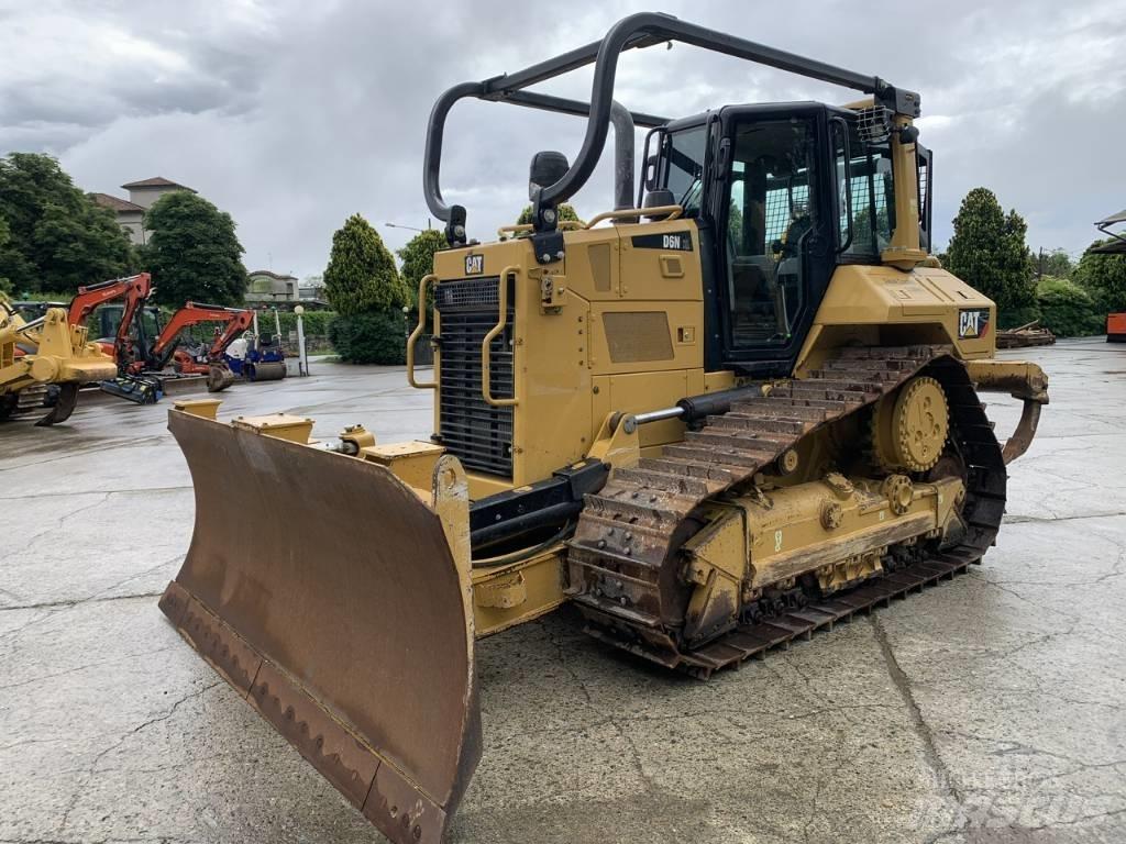CAT D 6 N XL 履帶推土機