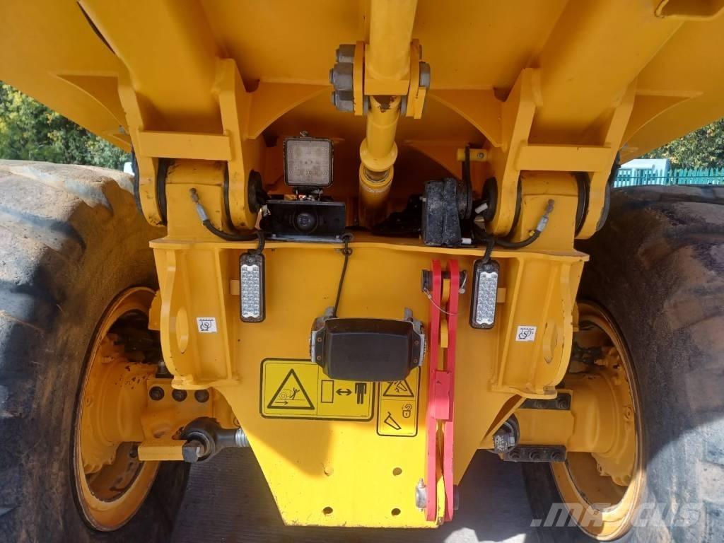 Volvo A30G 鉸接式起吊車