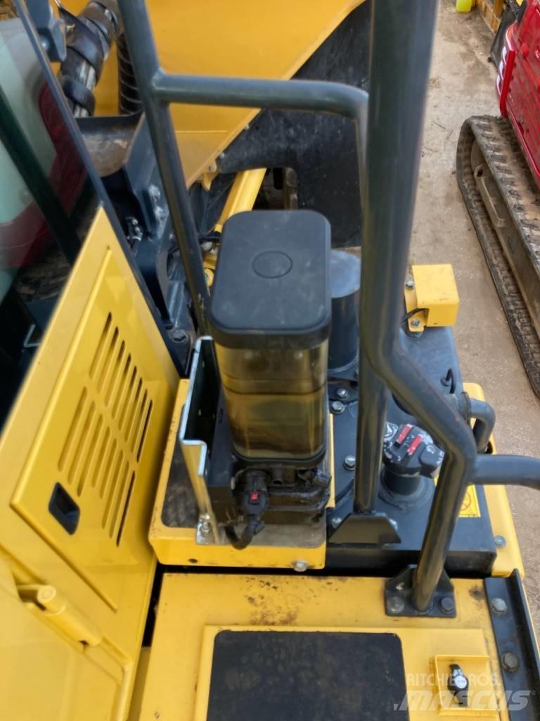 Komatsu HM 300-5E 鉸接式起吊車