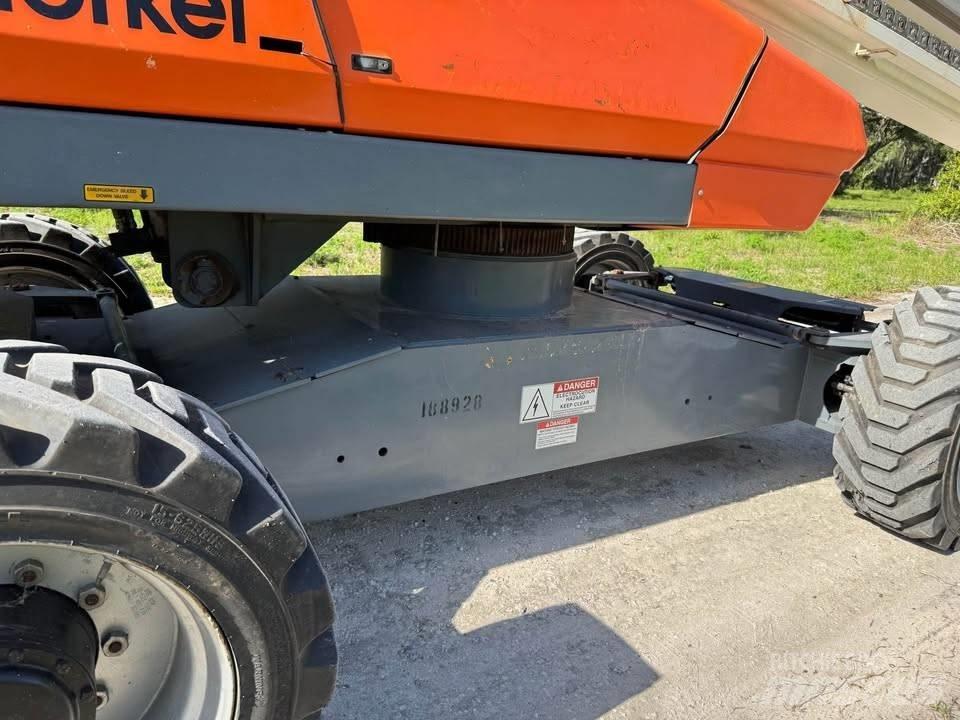 Snorkel TB 86J 伸縮臂高空作業車