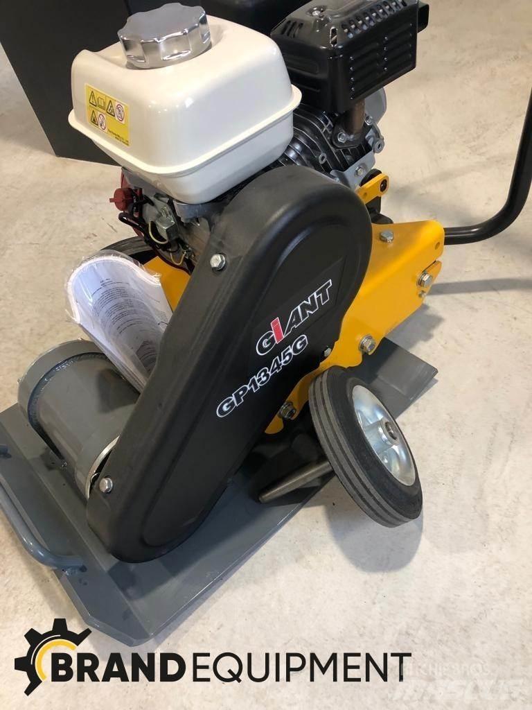 GiANT GP1345G 夯實機(夯土機)