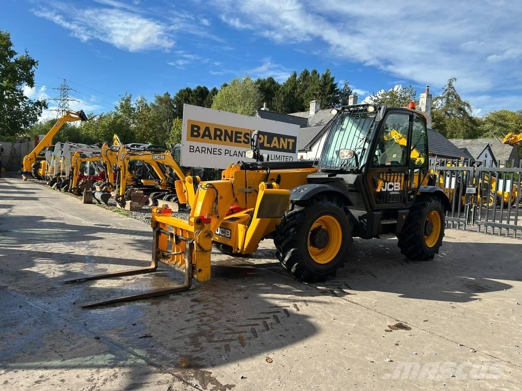 JCB 535-125 Hiviz 伸縮臂操作車