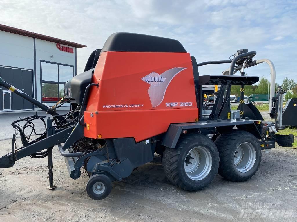 Kuhn VBP 2160 OC 23 圓型牧草打包機