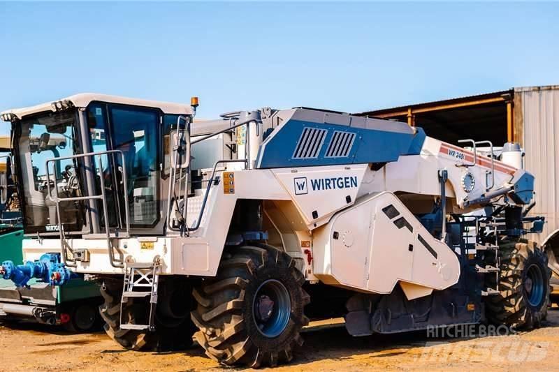 Wirtgen WR240 其他貨車