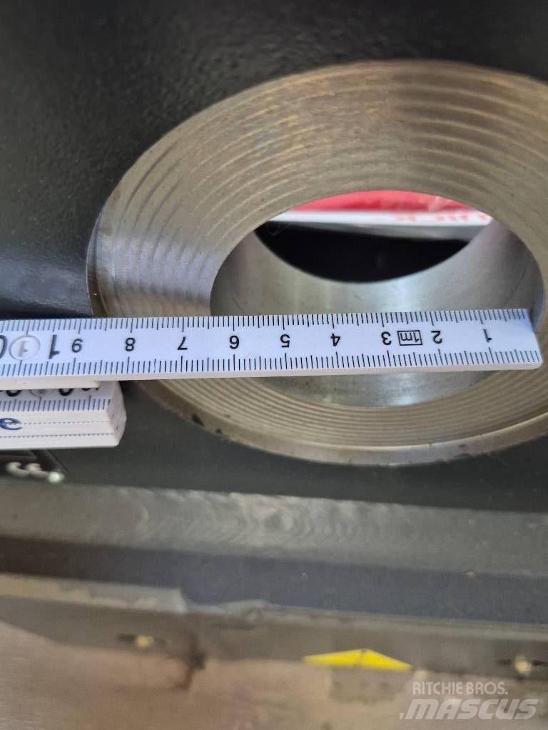 OilQuick OQ 65 快速連結器