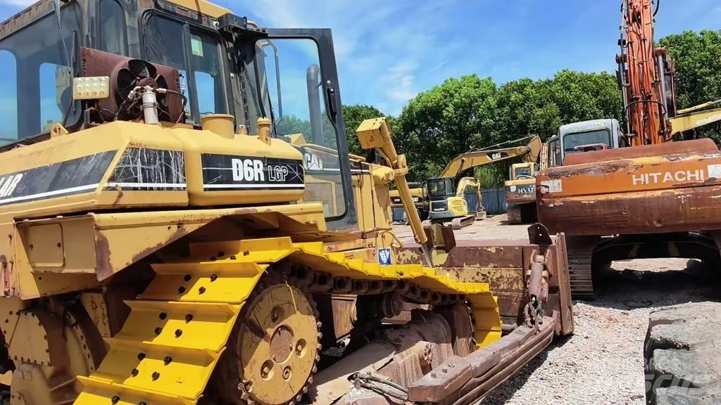 CAT D 6 R 履帶推土機