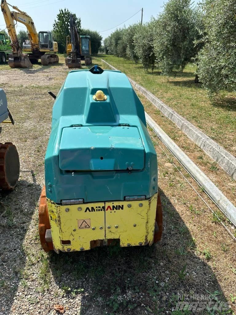 Ammann Rammax 1575 土壤壓實機
