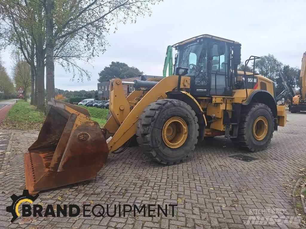 CAT 950M 輪胎式裝載機