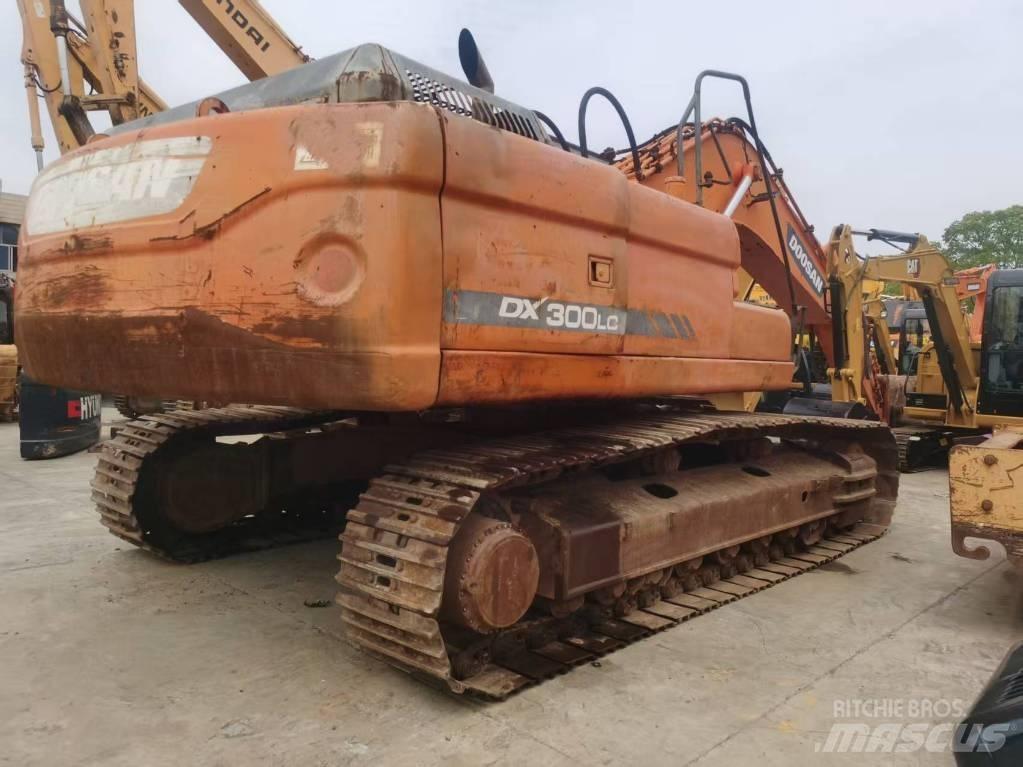 Doosan DX 300 LC 履帶式 挖土機/掘鑿機/挖掘機