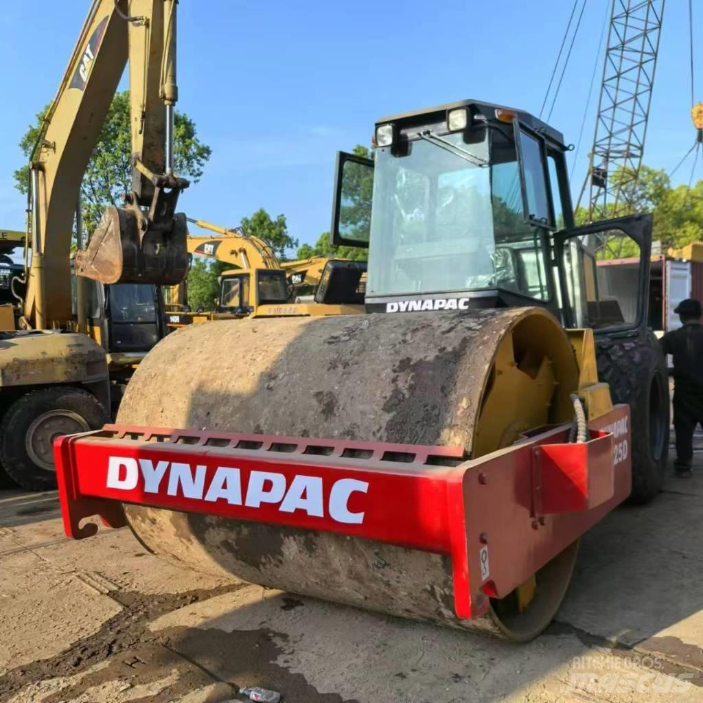 Dynapac CA 25 D 單輪滾壓機
