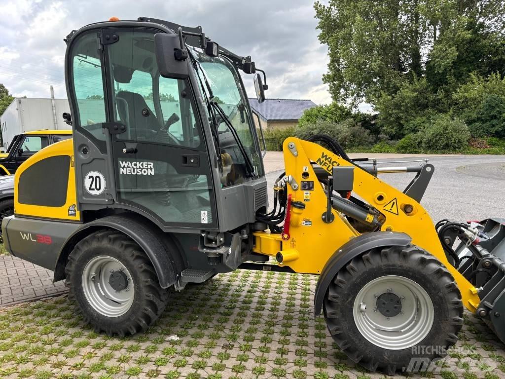 Wacker Neuson WL 38 輪胎式裝載機