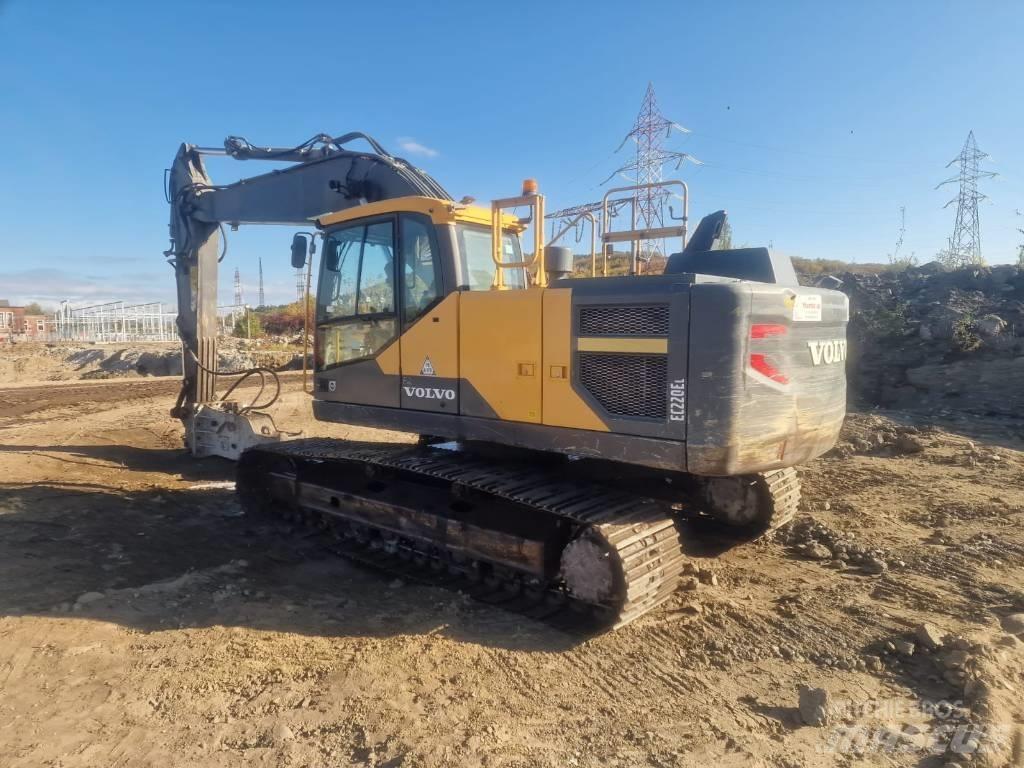 Volvo EC 220 E 履帶式 挖土機/掘鑿機/挖掘機