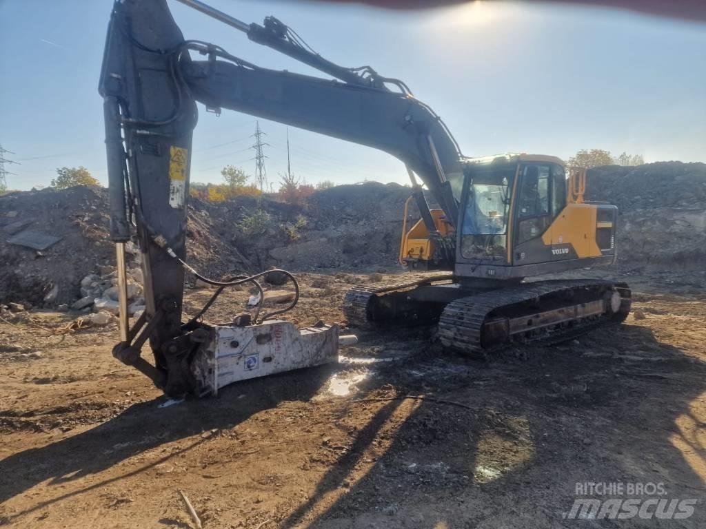 Volvo EC 220 E 履帶式 挖土機/掘鑿機/挖掘機