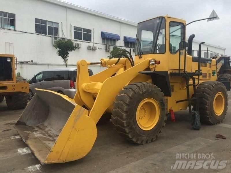 Komatsu WA 320 反鏟裝載機