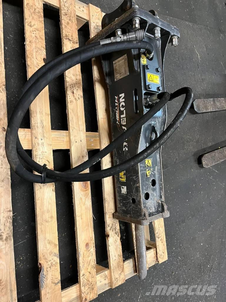 Develon HB01 鐵鎚/碎石機