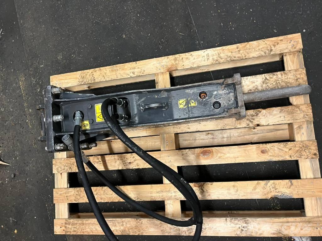 Develon HB01 鐵鎚/碎石機