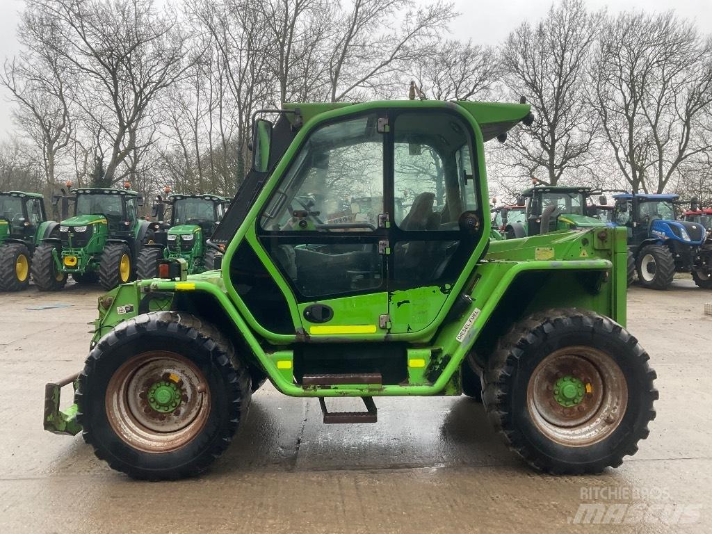 Merlo P 40.7 伸縮臂操作車