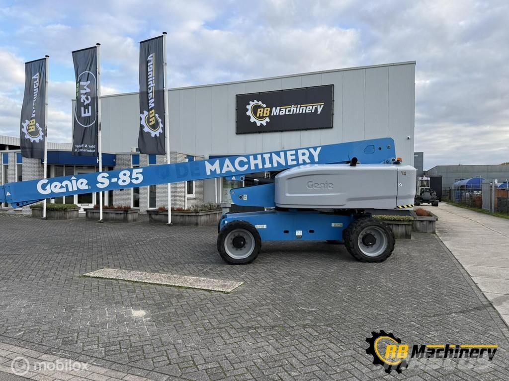 Genie S-85 伸縮臂高空作業車