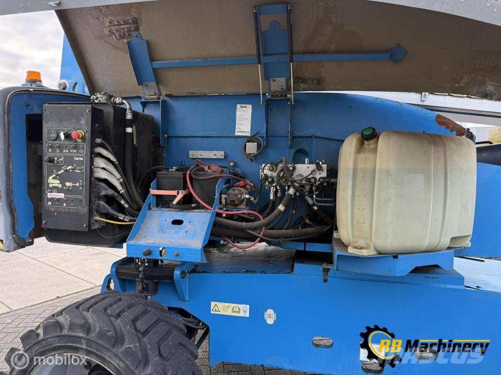 Genie S-85 伸縮臂高空作業車