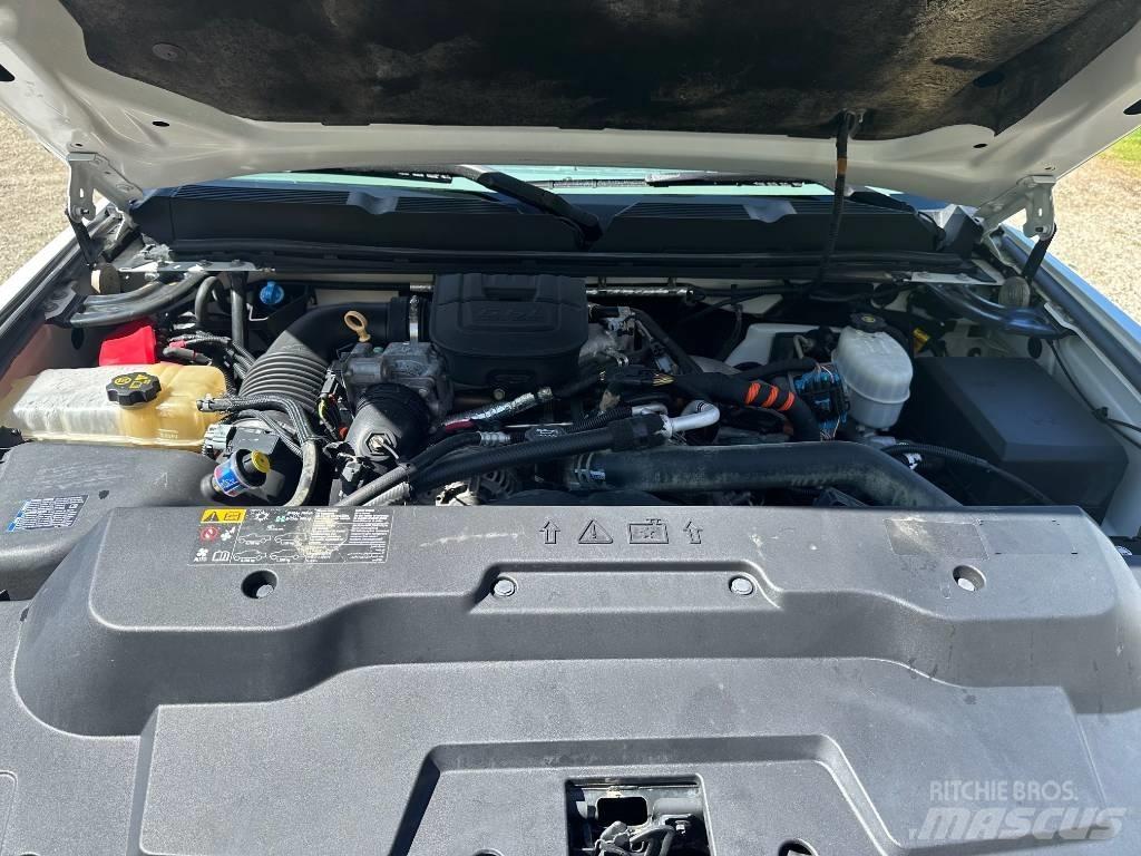 Chevrolet 2500 HD 皮卡.傳統半斗卡車/側卸板