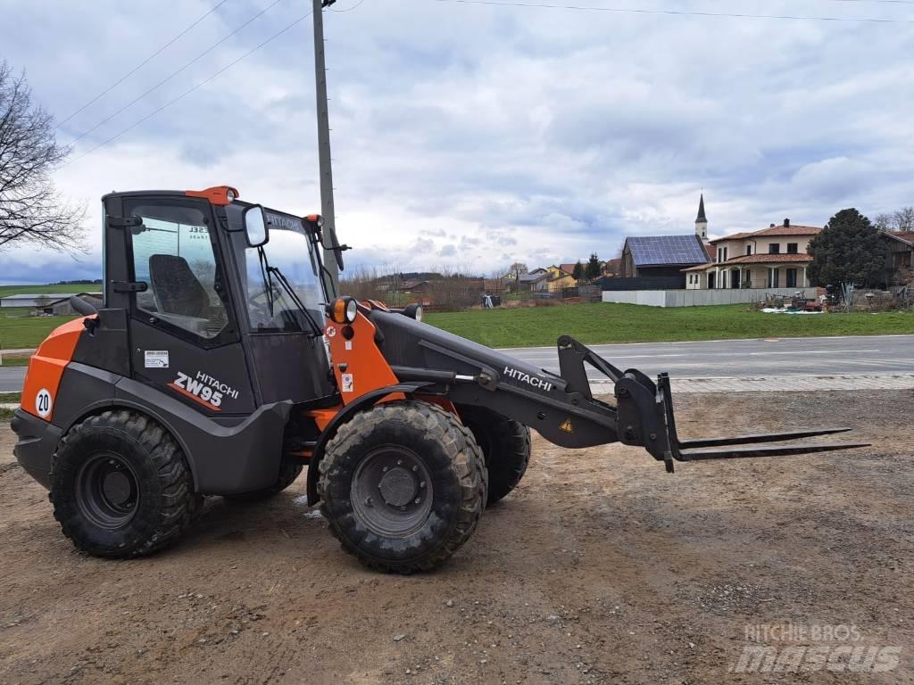 Hitachi ZW 95-6 輪胎式裝載機