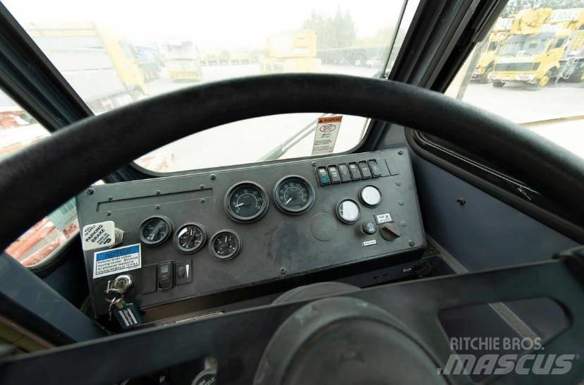 Atlas Copco RD 20 II 移動式鑽機車