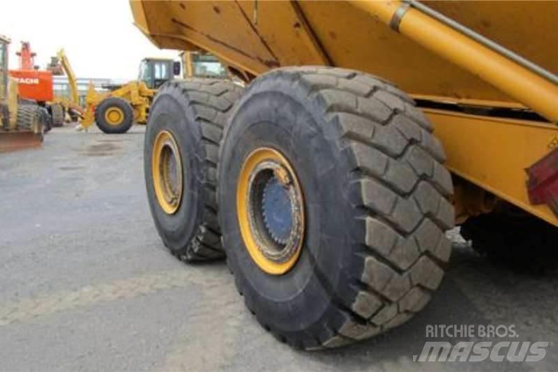 Bell B45E 鉸接式起吊車