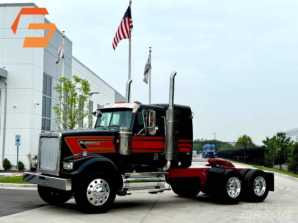 Western Star 4900 SF 曳引機組件