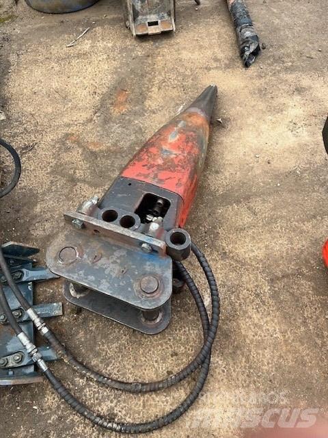 Rammer IN 15 鐵鎚/碎石機