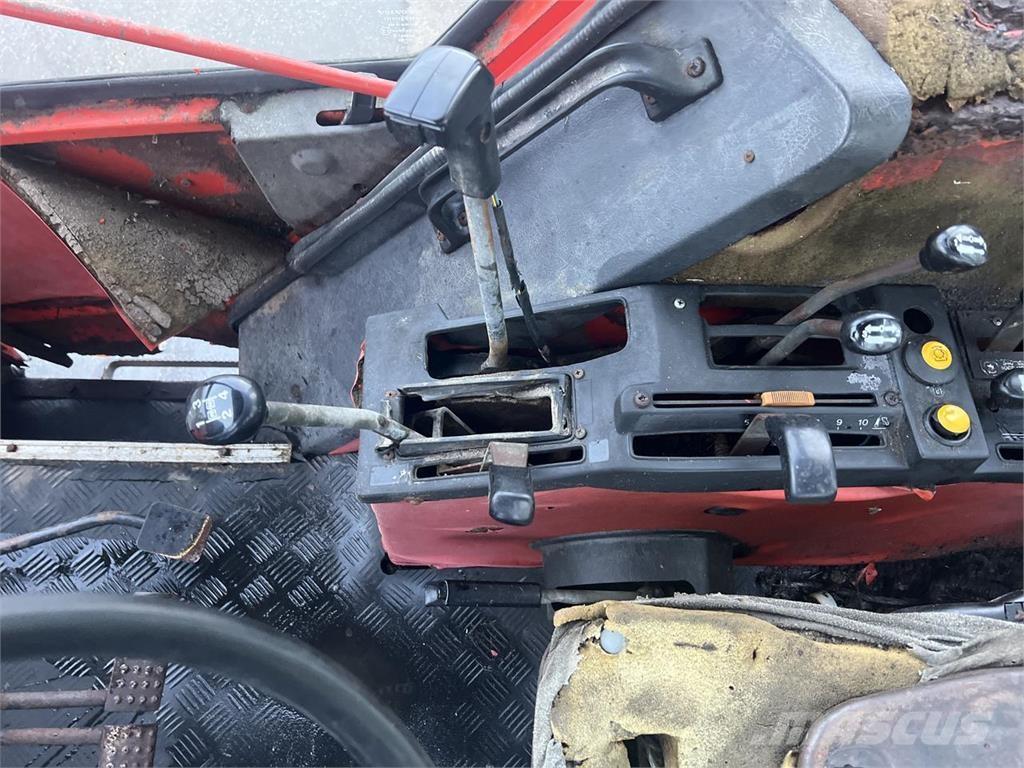 Valtra Valmet 705 曳引機