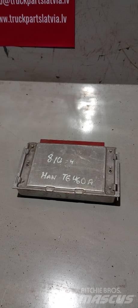 MAN TGA.81258106000 電子設備