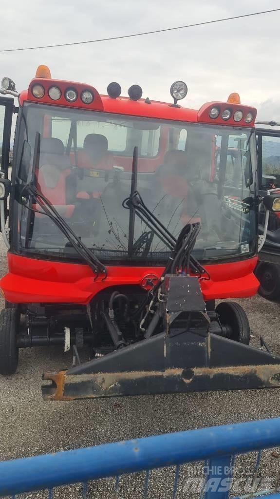  PistenBully  600 鏟雪車