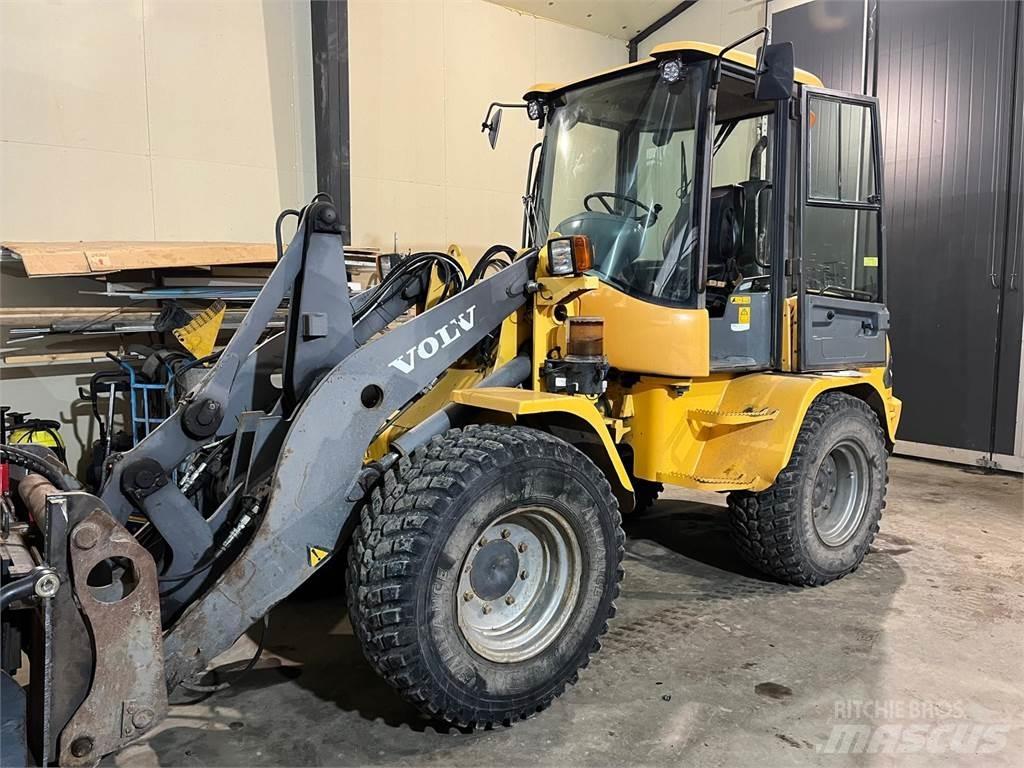 Volvo L35 TP/S 輪胎式裝載機