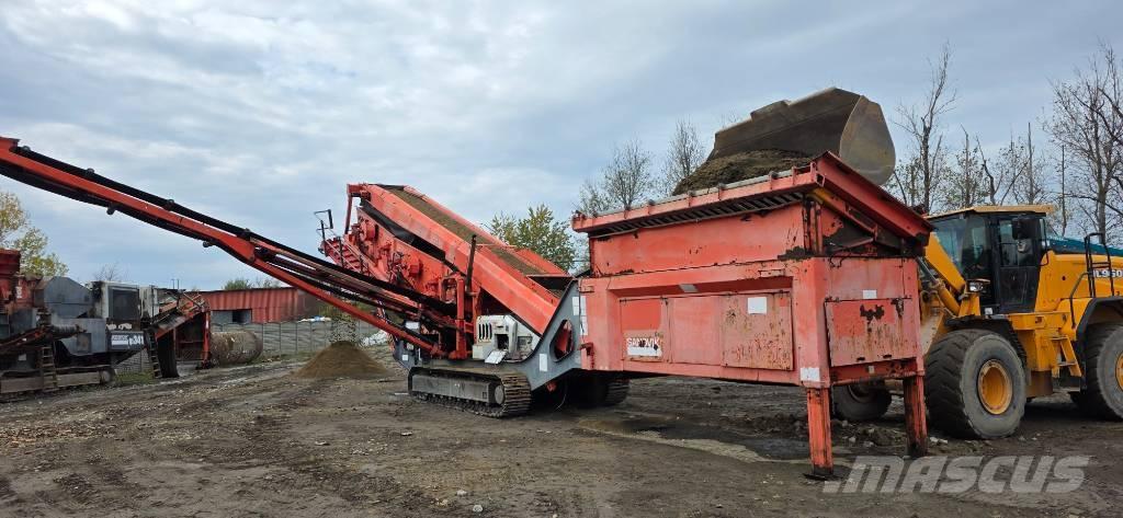 Sandvik QA 450 移動式篩選機