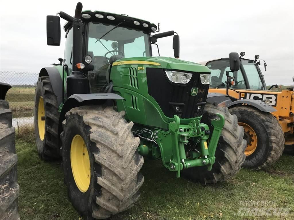 John Deere 6215R 曳引機
