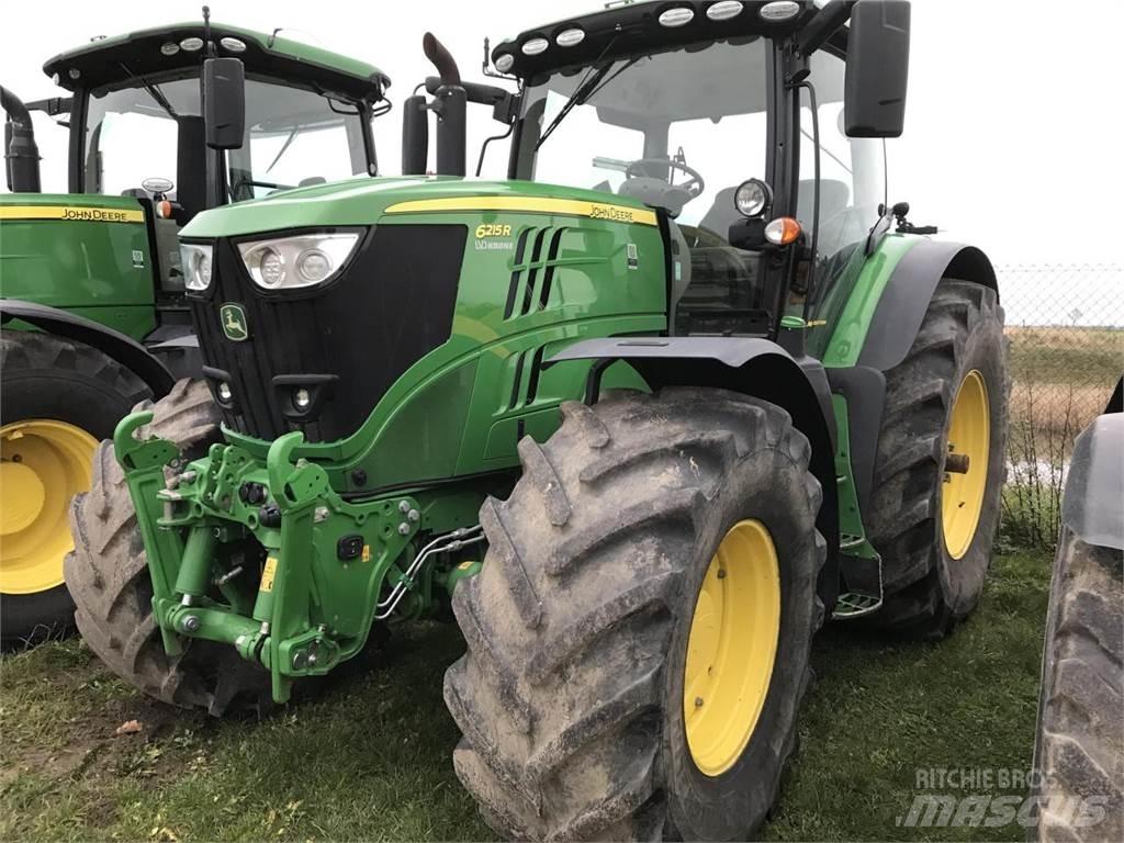 John Deere 6215R 曳引機