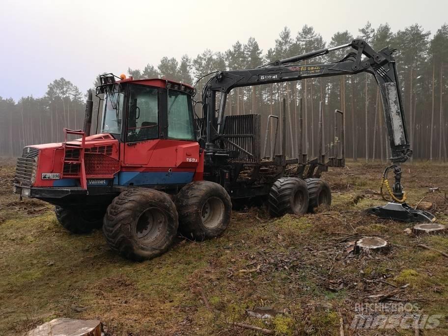 Valmet 860.1 集運機
