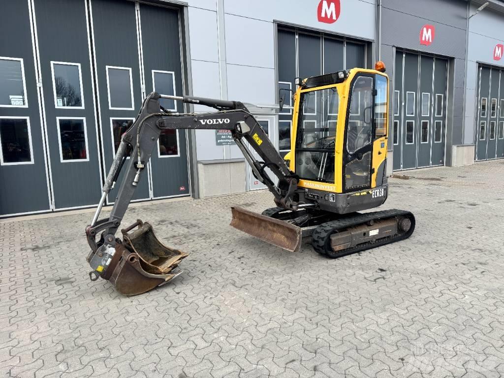 Volvo ECR 28 小型挖土機/掘鑿機<7t(小型挖掘機)