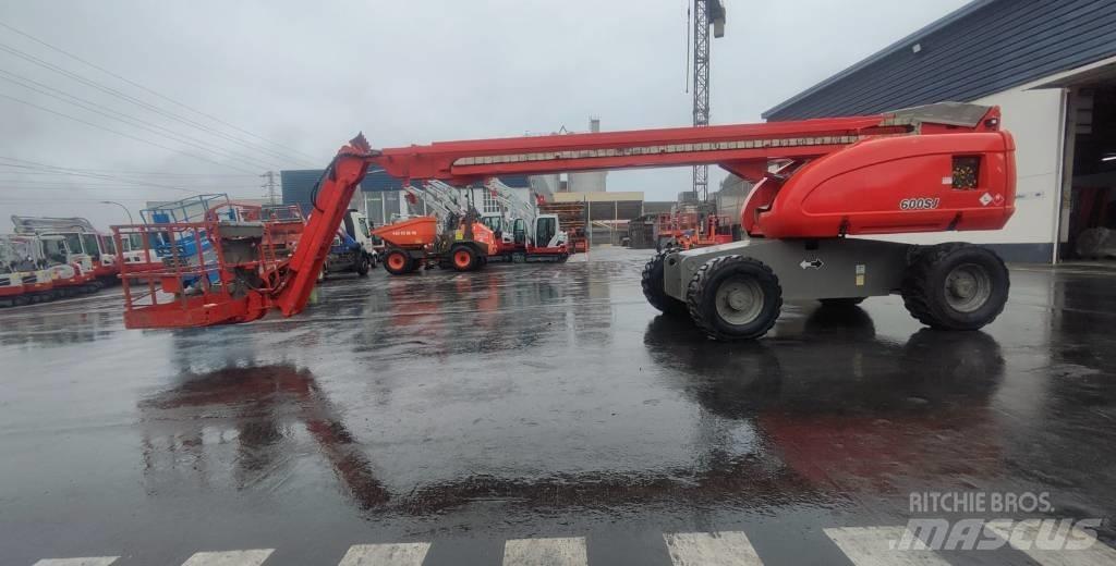 JLG 660 SJ 伸縮臂高空作業車