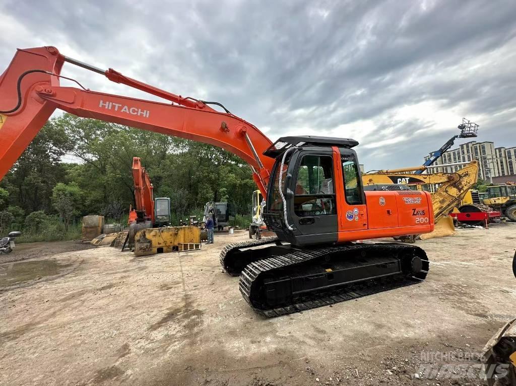 Hitachi ZX 200 履帶式 挖土機/掘鑿機/挖掘機