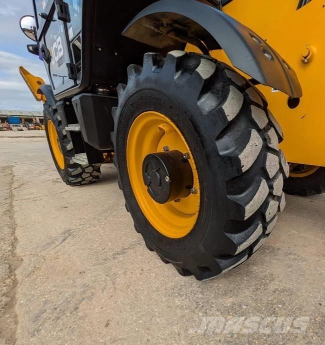 JCB 540-170 伸縮臂操作車