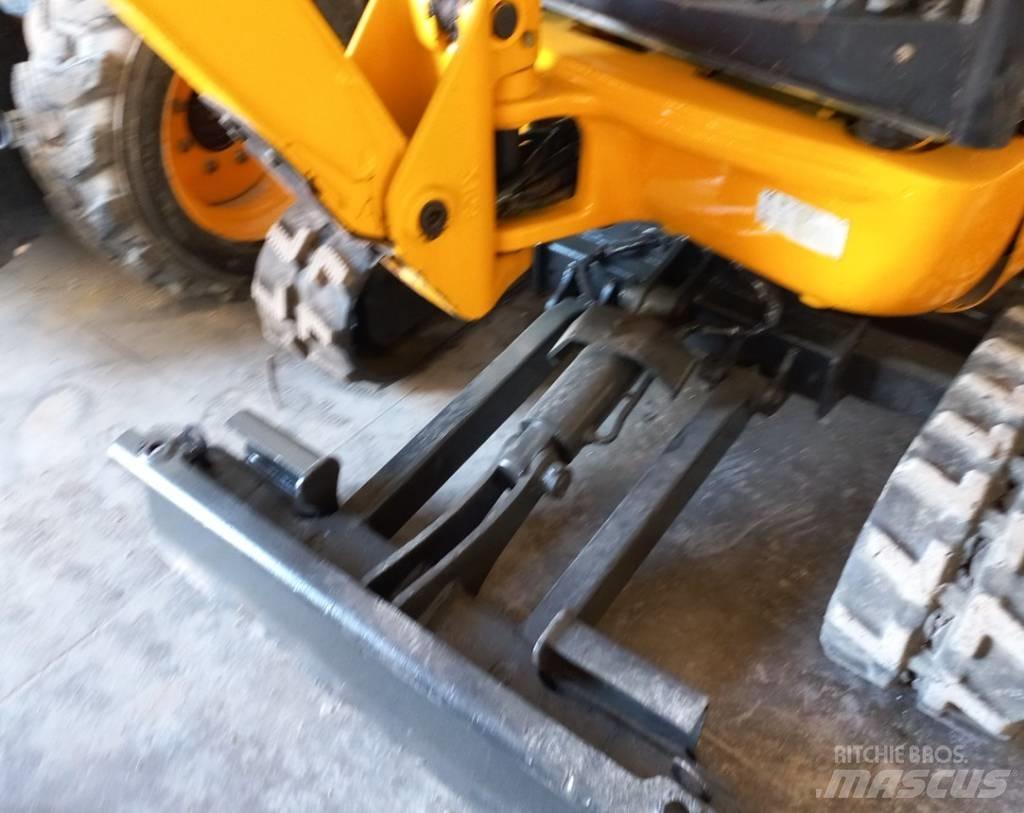 JCB 8018 CTS 小型挖土機/掘鑿機<7t(小型挖掘機)