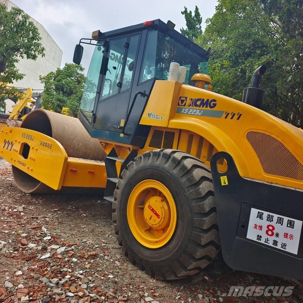 XCMG XS223J 單輪滾壓機